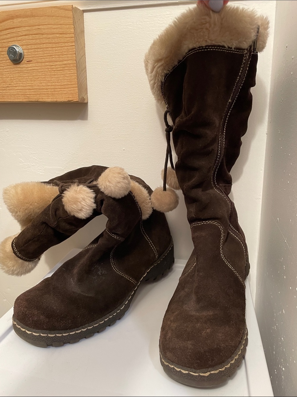 BareTraps Brown Suede Faux-Fur Pom Winter Boots